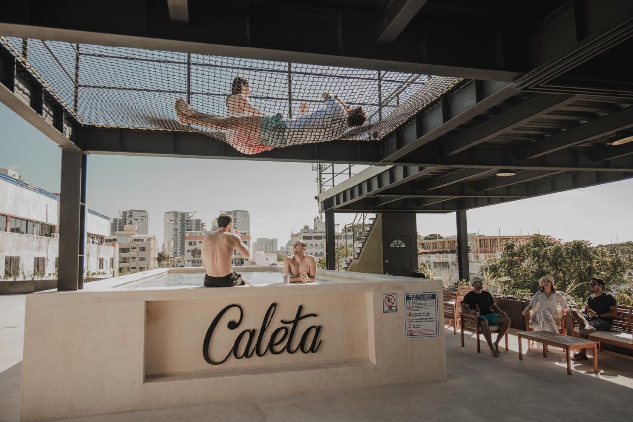 Caleta Hostel Rooftop & Pool Cancún Kültér fotó